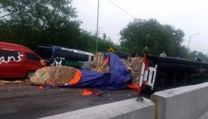 KNKT Desak Pemerintah Wajibkan Sekolah Mengemudi dan Diklat untuk Pengemudi Bus dan Truk