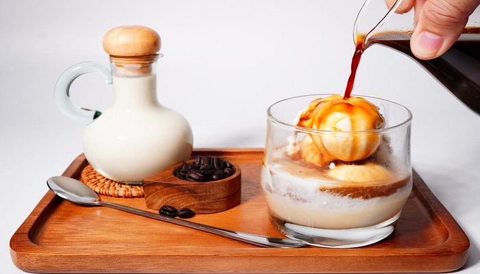 5 Cara Membuat Affogato ala Kafe yang Enak dan Praktis