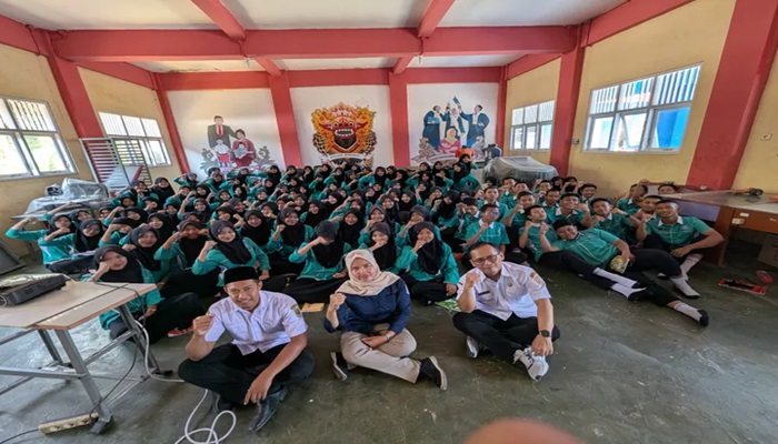 Siswa SMKN 1 Kaligondang