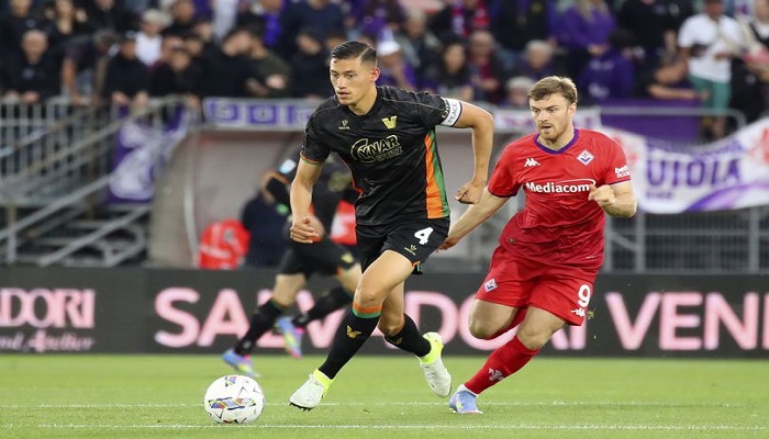 Jay Idzes Antar Venezia Bungkam Fiorentina dan Selamat dari Zona Merah