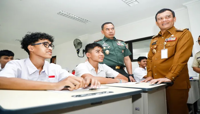 Sekolah Gratis Siswa Miskin di Jawa Tengah Bisa di 139 SMA/SMK/MA Swasta Tahun 2025