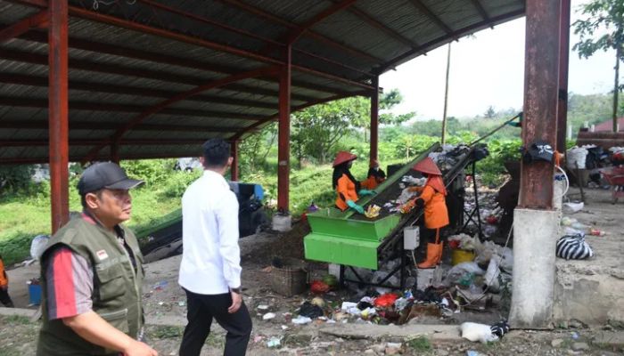 Bupati Fahmi Siapkan Skema Desentralisasi Sampah, Cegah TPA Kalipancur Penuh 2026