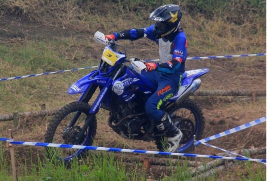 Opi Sofyan Juara WR155R Pro YEC 2025 Batu Berkat Strategi Tenang dan Konsistensi Bersama Yamaha BRM