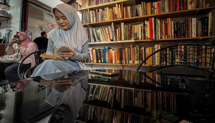 7 Manfaat Membaca Buku: Rahasia Kesehatan Mental dan Kesuksesan Hidup yang Tak Ternilai