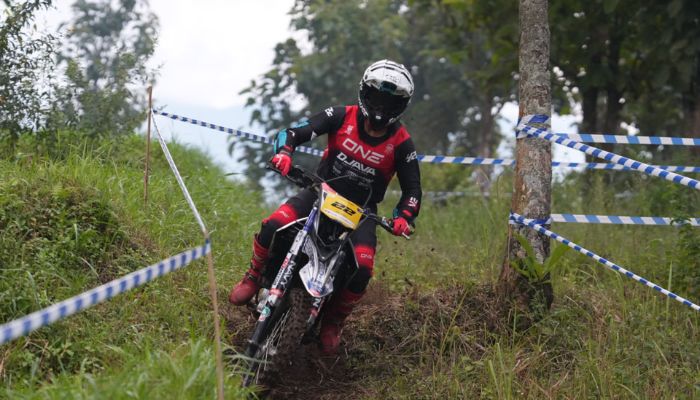 Yamaha Enduro Challenge Sambas 2025 Sukses Hadirkan 125 Starter Meski Tanpa Pembalap Nasional