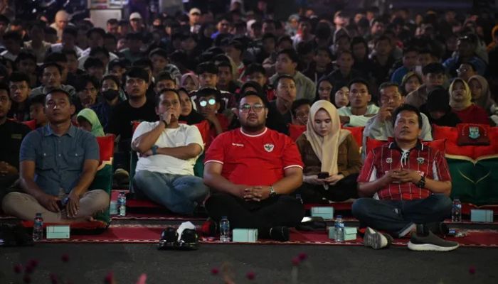 Luar Biasa! Ribuan Warga Purbalingga Nobar Bareng Plt Bupati Dukung Timnas U-23 Tahan Imbang Malaysia dan Lolos ke Semifinal!