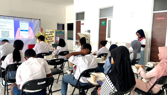 Pelajar Bantul Belajar Kreator Digital