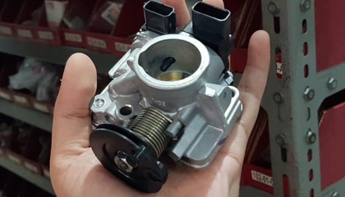 Seberapa Penting Membersihkan Throttle Body Motor Injeksi? Ini Risiko Jika Dibiarkan Kotor