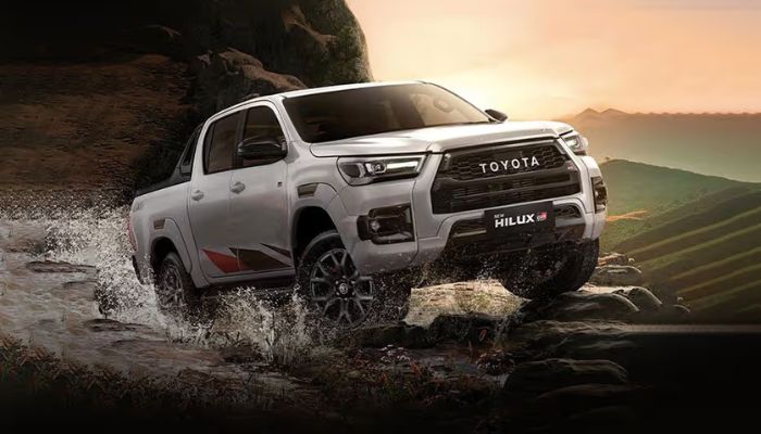 Pilihan Warna Toyota Hilux 2025: Pesona Platinum White Pearl & Emotional Red yang Bikin Makin Gagah!  Meta Data (SEO)