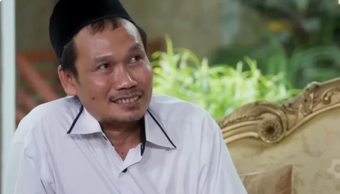 Gus Baha: Hati-Hati! Kritik Tajam Bisa Merusak Kemanusiaan dan Menjadi Dosa