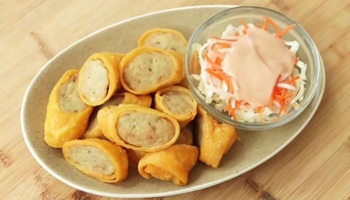 Resep Egg Chicken Roll Kukus: Stok Lauk Frozen Praktis yang Bisa Digoreng Kapan Saja!