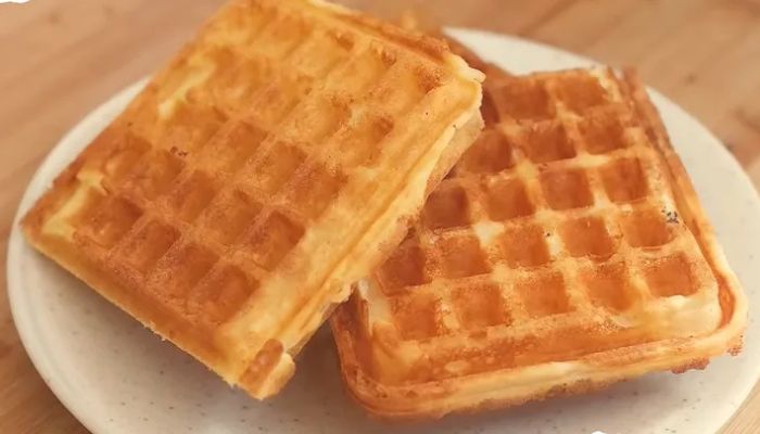Resep Waffle Lembut Anti Gagal Ala Chef Devina, Sarapan Seenak Kafe Kini Bisa Kamu Bikin di Rumah!