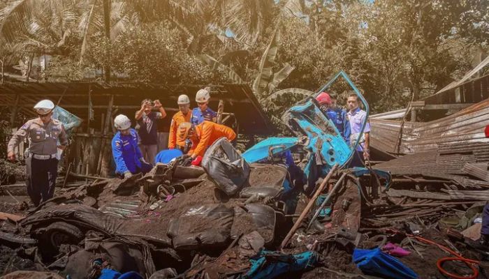 Hindari Kecelakaan! Strategi Aman Menyalip Truk di Jalan Raya yang Wajib Kamu Ketahui