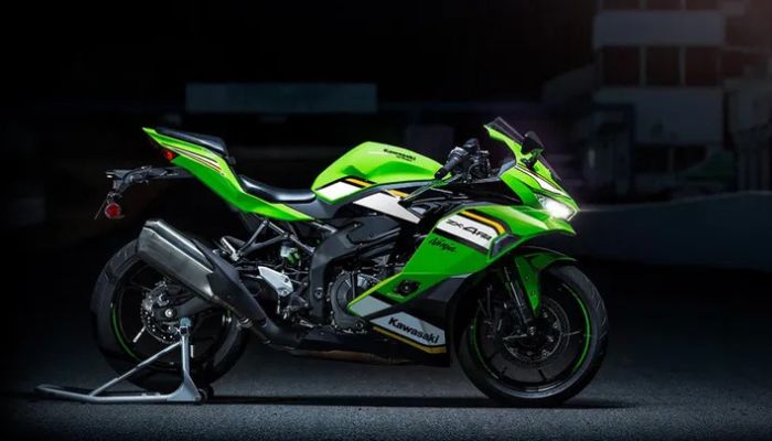 Kawasaki Ninja ZX-4RR 2025 Resmi Meluncur: Supersport 400cc Paling Beringas di Kelasnya!