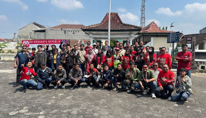 Rayakan 80 Tahun RI, Puluhan Komunitas Honda PCX Ramaikan Convoy Merdeka di Yogyakarta dengan Upacara & Aksi Sosial