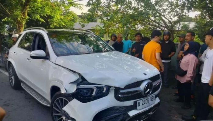 Jangan Sampai Tertipu! 5 Ciri Mobil Bekas Tabrakan yang Harus Kamu Tahu Sebelum Membeli