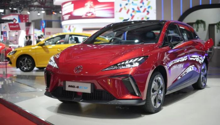 Jangan Anggap Remeh! Begini Cara Merawat Mobil Listrik MG Saat Musim Hujan agar Tetap Awet dan Aman