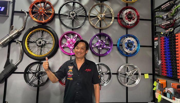 Launching Gloss Motor Bandung: Outlet Baru Angkasa Raya Motor, Pusat Aksesoris & Spare Part Motor Terlengkap di Cimahi!