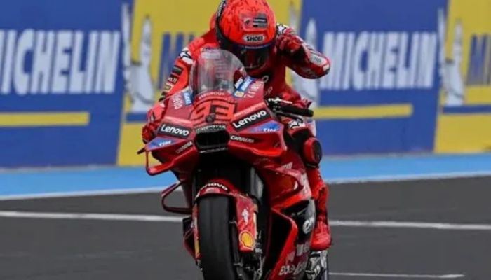Marc Marquez Juara MotoGP Hungaria 2025 di Balaton Park, Balapan Penuh Drama dan Insiden