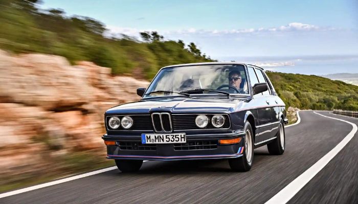 Kelebihan dan Kekurangan Mobil BMW 5 Series Sedan: Worth It Dibanding Rivalnya?