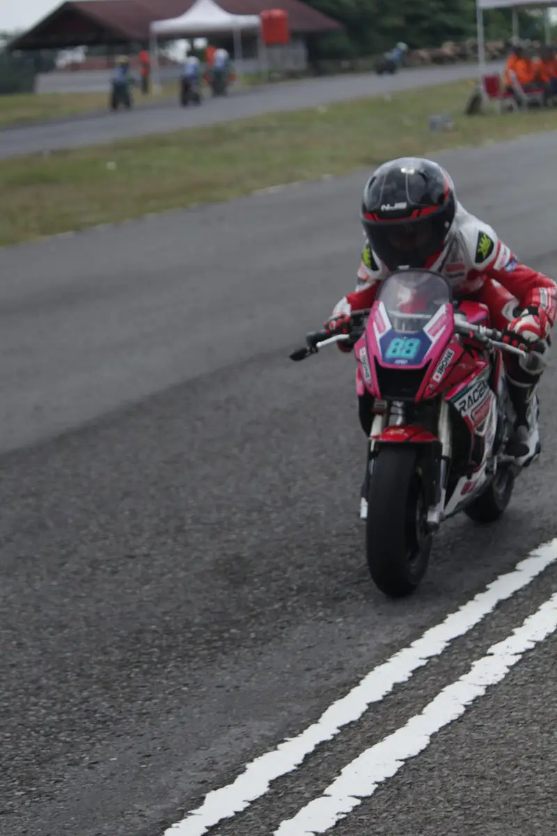 Alvin Keanu Siap Tampil Ganas di FIM MiniGP Boyolali, Start dari Grid Depan!
