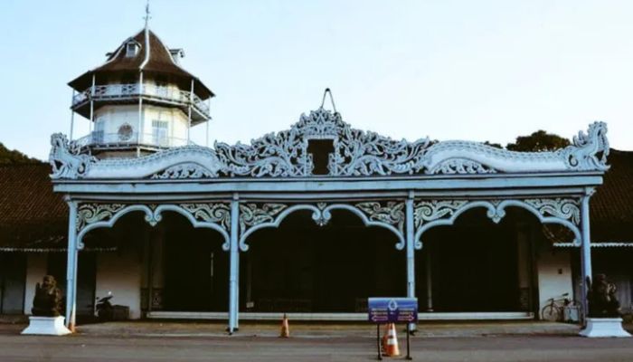 Misteri Agung Keraton Surakarta: Bukan Sekadar Istana, Tapi Penjaga Rahasia Nusantara!