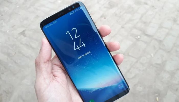 Samsung Galaxy S8: HP “Alien” yang Terlalu Canggih untuk 2017, Dunia Gadget Kalah Langkah!