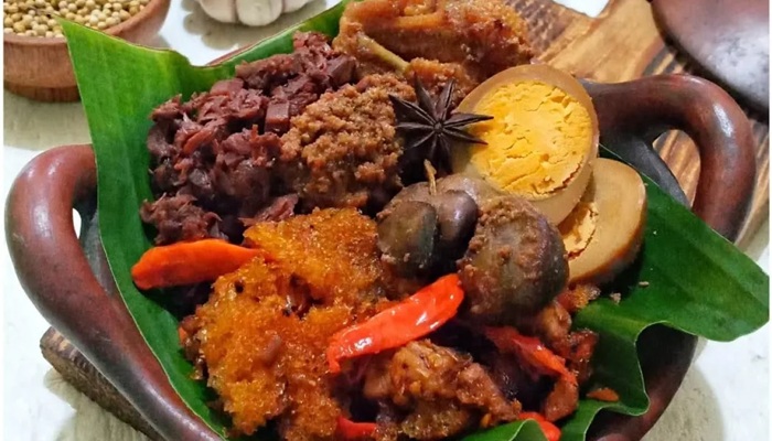 Bikin Kangen Jogja! Gudeg Khas Yogyakarta Ini Kelezatannya Tak Pernah Gagal